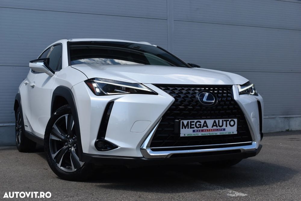 Lexus UX 250h E-FOUR Executive - 6