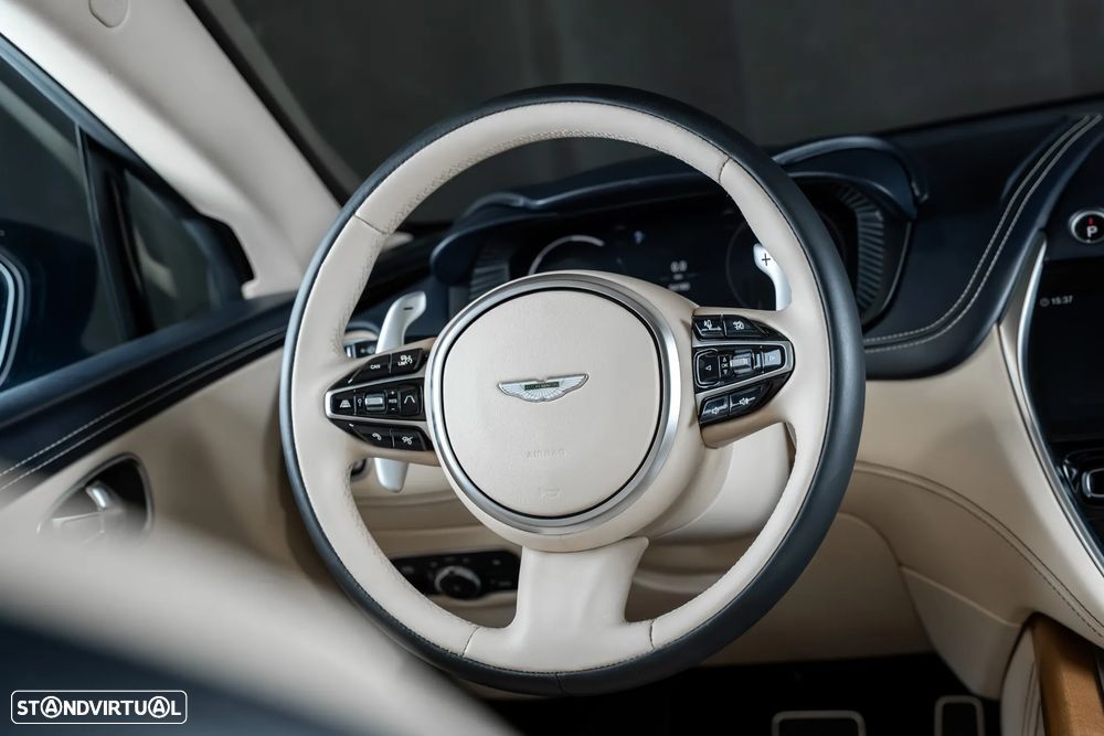 Aston Martin DBX Standard - 10