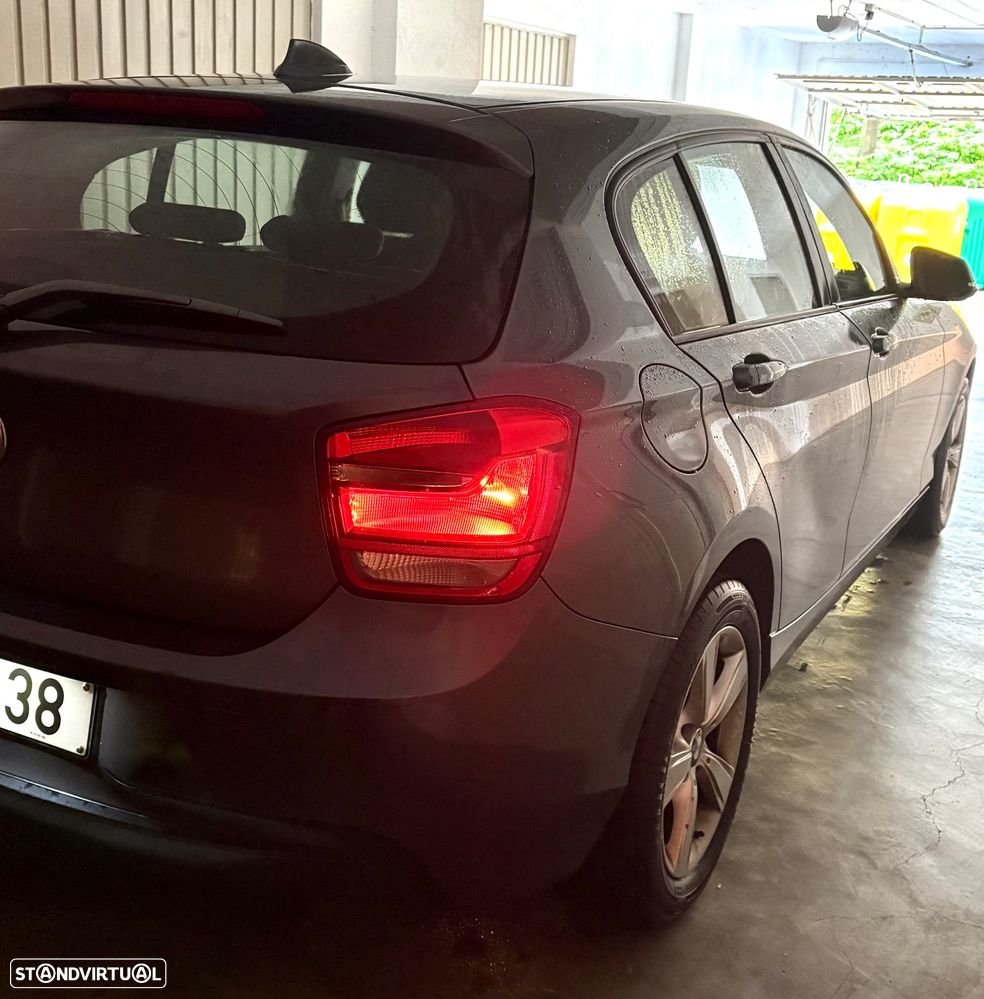 BMW 118 dA Line Urban - 6