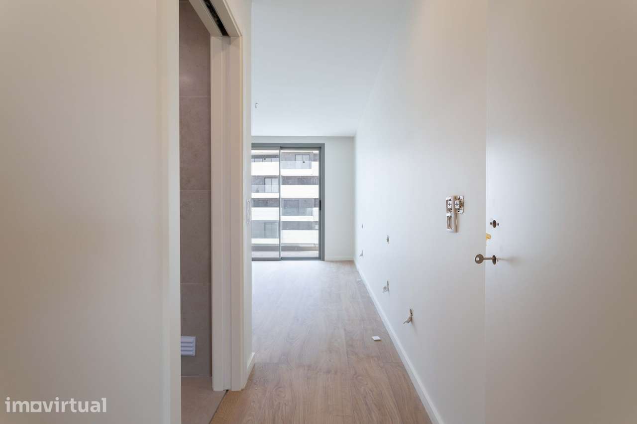 Apartamento T3 Novo a Estrear | 3 Suites | Vista Rio | Garagem Box | C - Grande imagem: 3/45