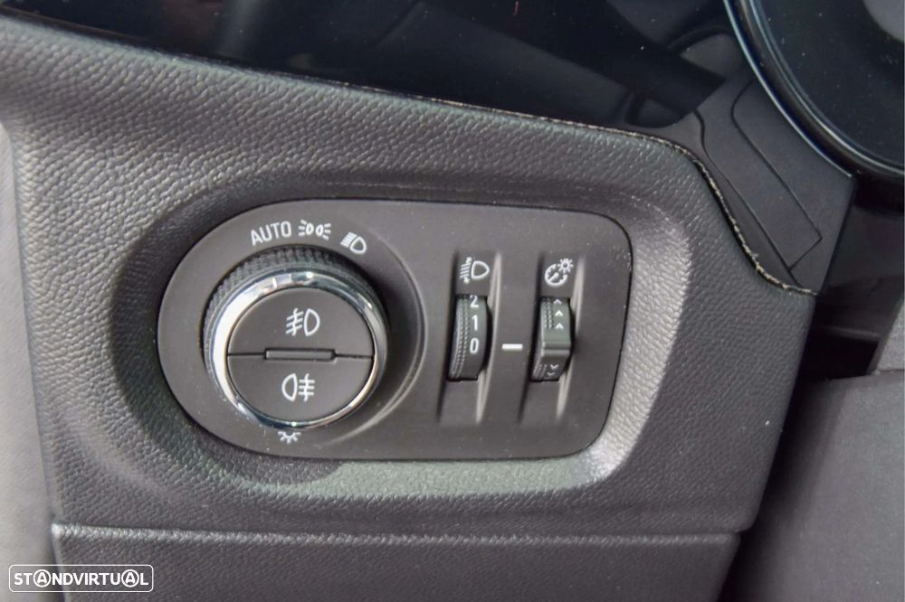 Opel Corsa 1.2 T Edition - 10