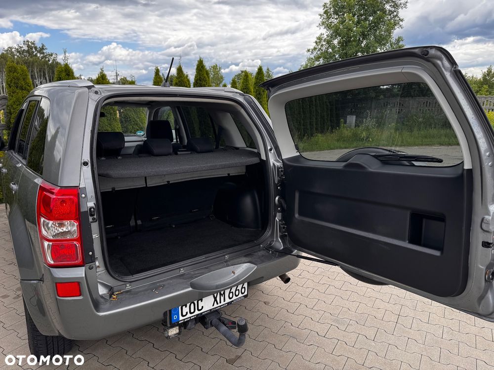 Suzuki Grand Vitara 1.9 DDiS Comfort+ DPF - 23