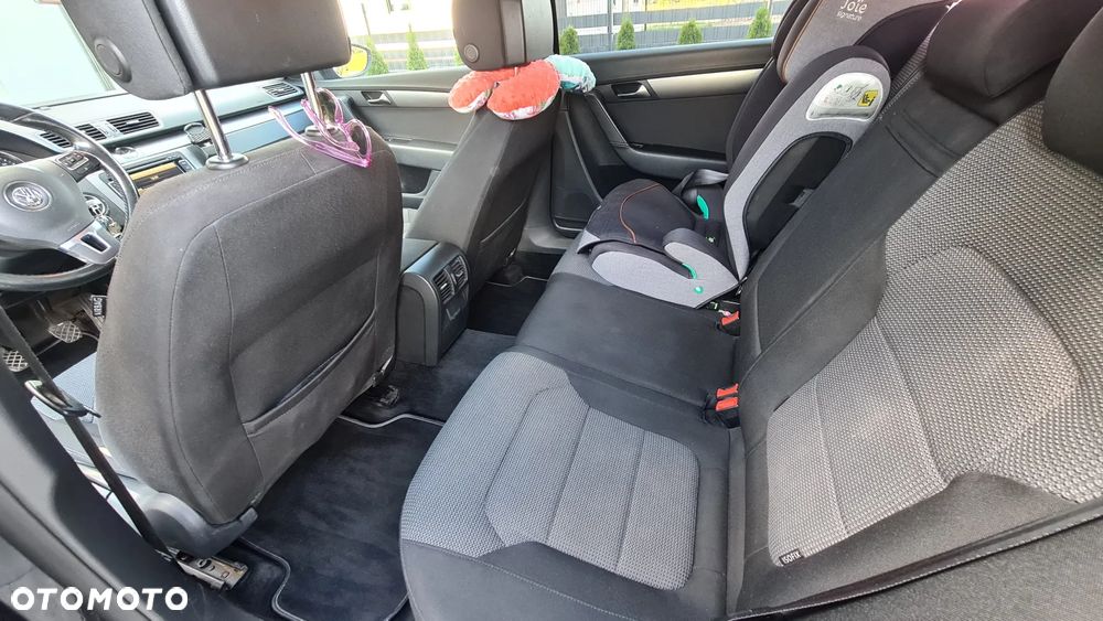 Volkswagen Passat 2.0 TDI Comfortline - 16