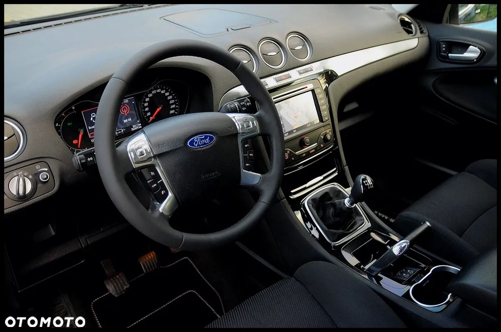 Ford S-Max 2.0 TDCi DPF Titanium X - 5