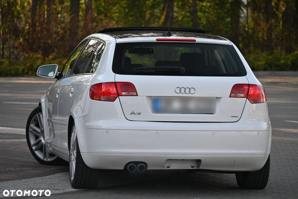 Audi A3 Sportback 2.0 TDI DPF quattro Attraction - 17