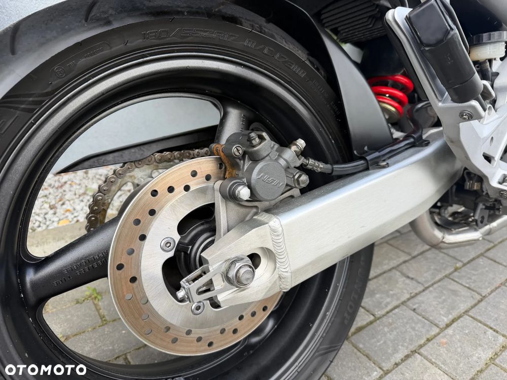 Honda Hornet - 29