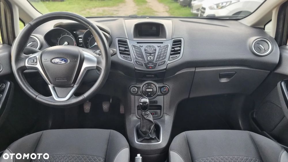 Ford Fiesta - 11
