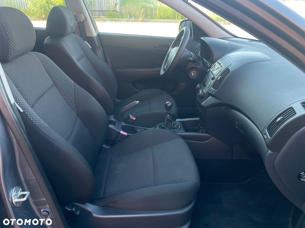 Hyundai i30 1.4 Comfort - 15