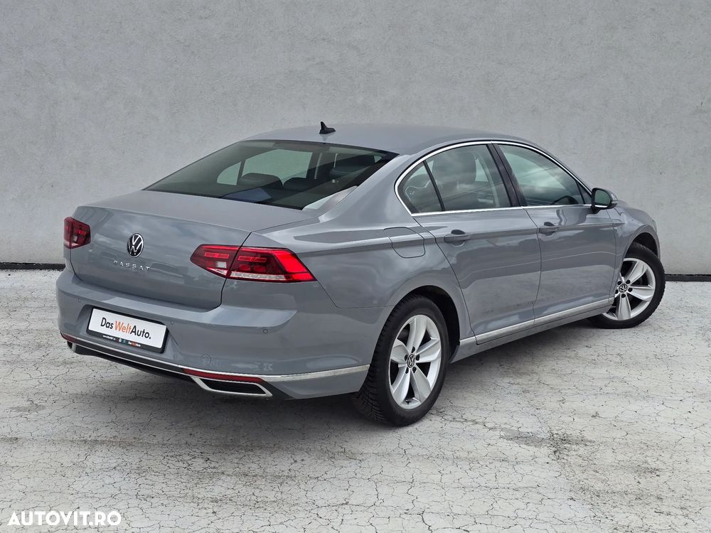 Volkswagen Passat 2.0 TDI DSG Highline - 6