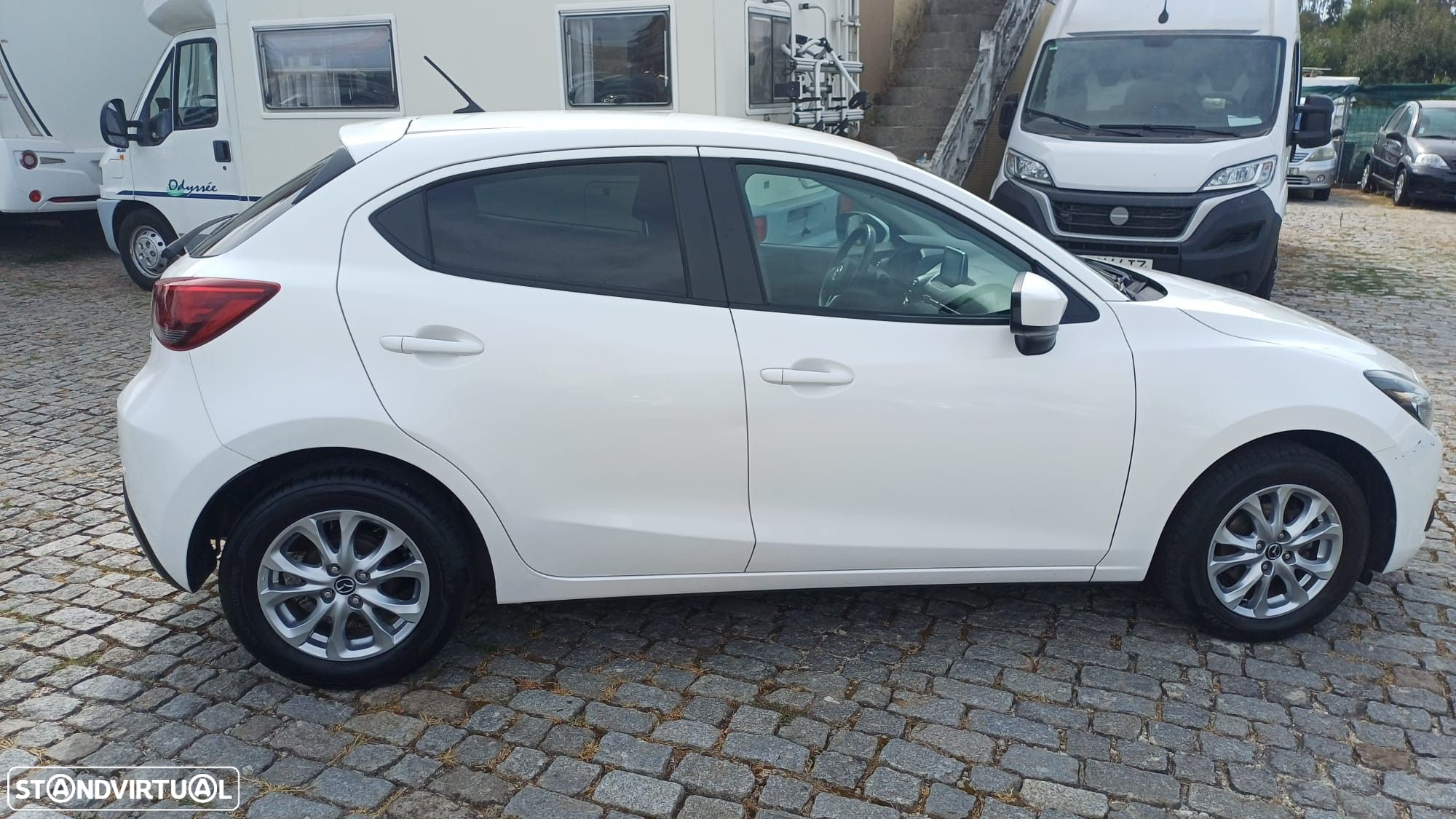 Mazda 2 1.5 Sky.Excellence - 8