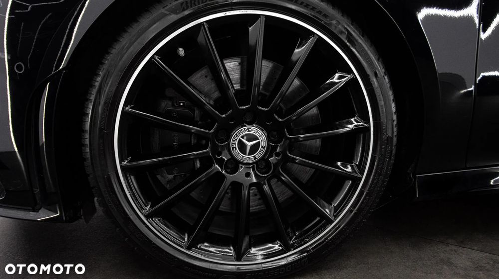 Mercedes-Benz CLA 250 4-Matic AMG Line 7G-DCT - 12