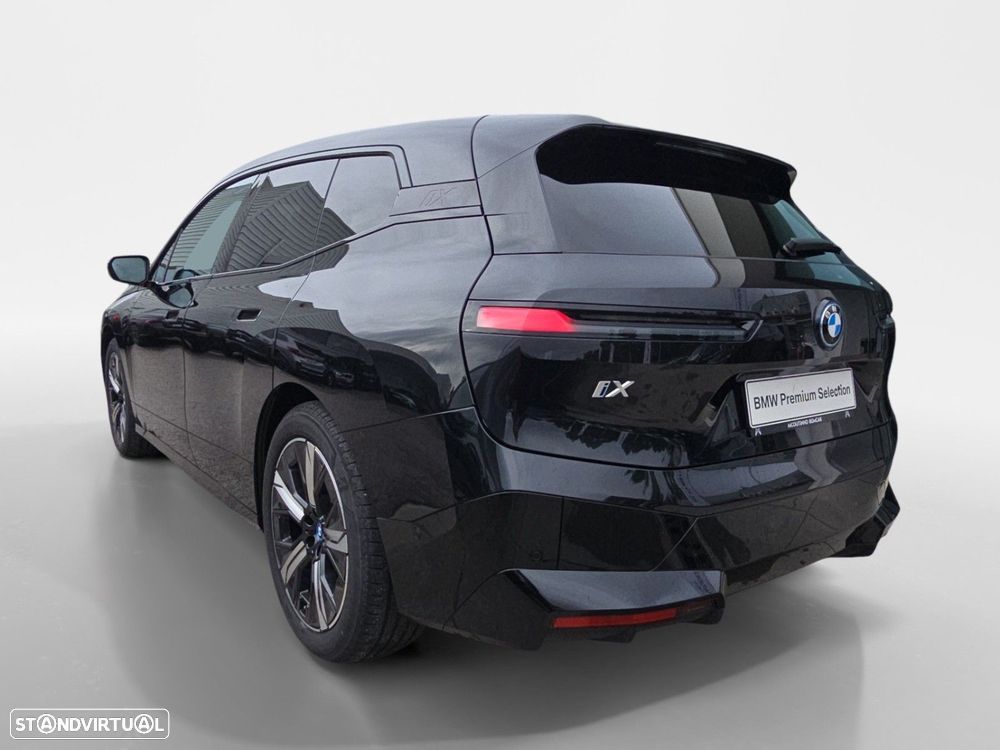 BMW iX xDrive 40 Pack Desportivo - 3
