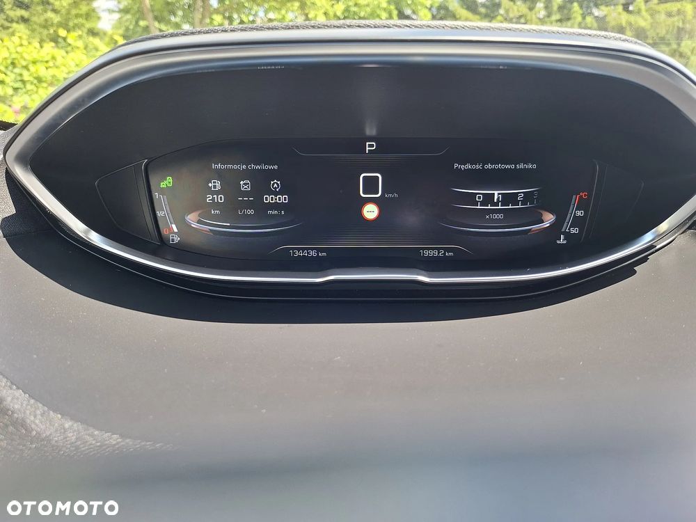 Peugeot 5008 - 19