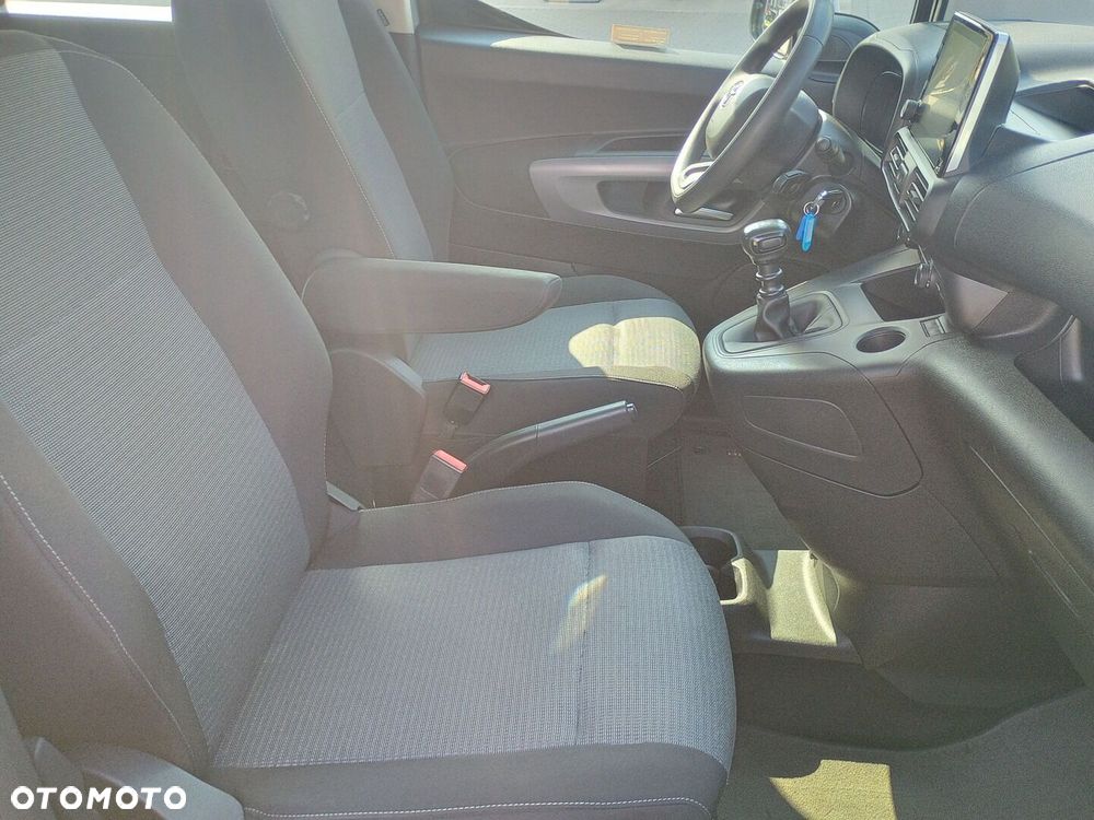Toyota Proace City Verso Long 1.5 D-4D Business - 12