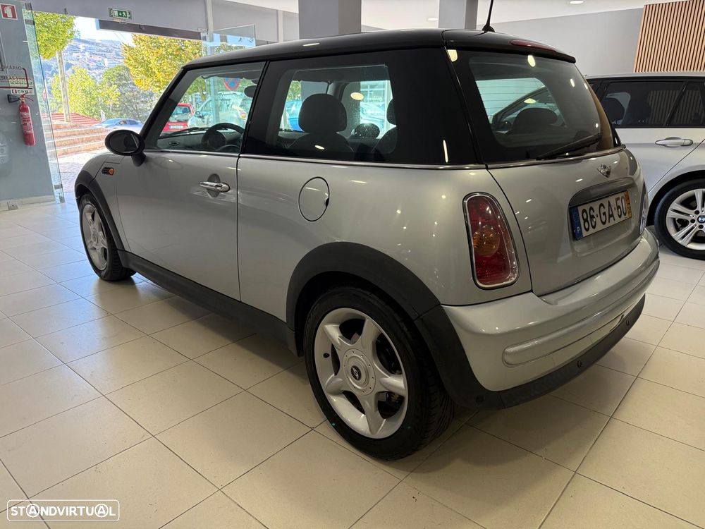 MINI 3 Portas One 1.4 D - 4