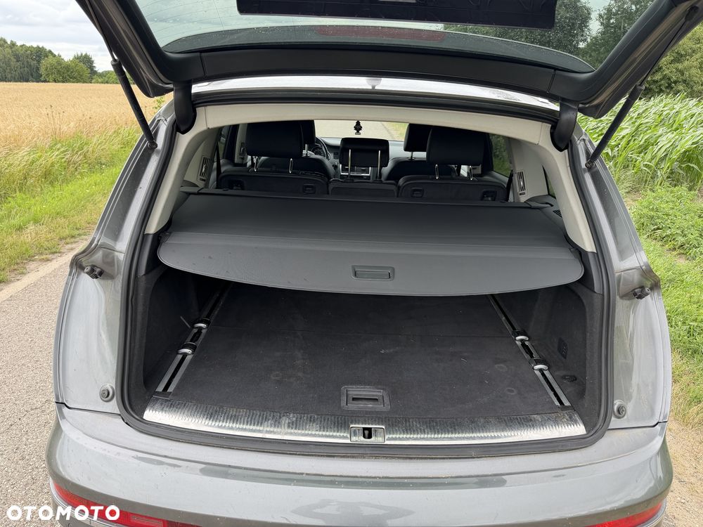 Audi Q7 - 8