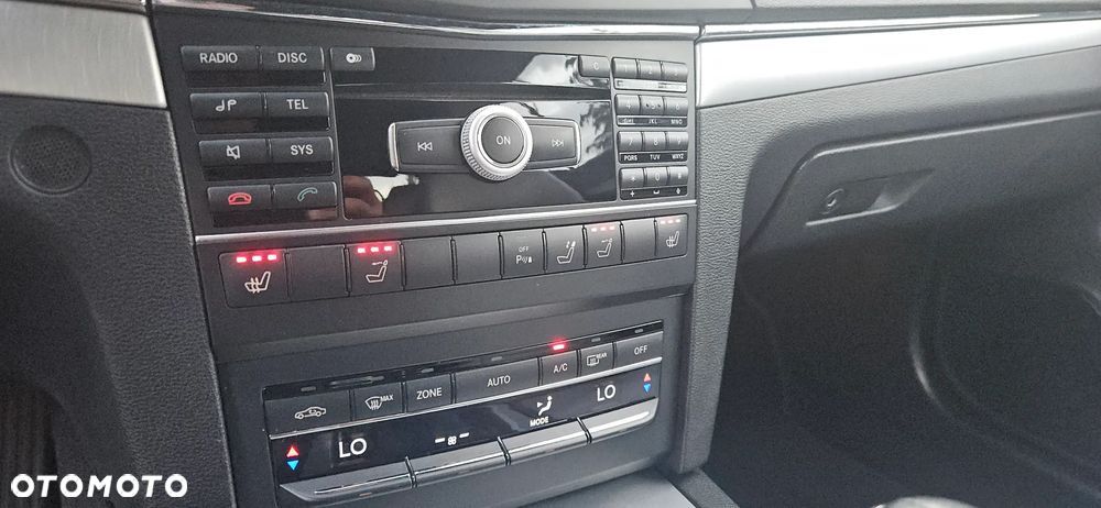 Mercedes-Benz Klasa E 200 CGI BlueEFFICIENCY Automatik Avantgarde - 38