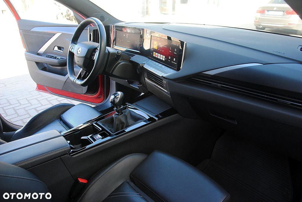 Opel Astra 1.2 Turbo GS Line - 13