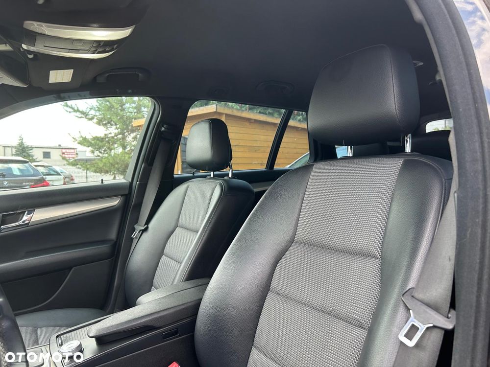 Mercedes-Benz Klasa C 220 CDI DPF (BlueEFFICIENCY) 7G-TRONIC - 17