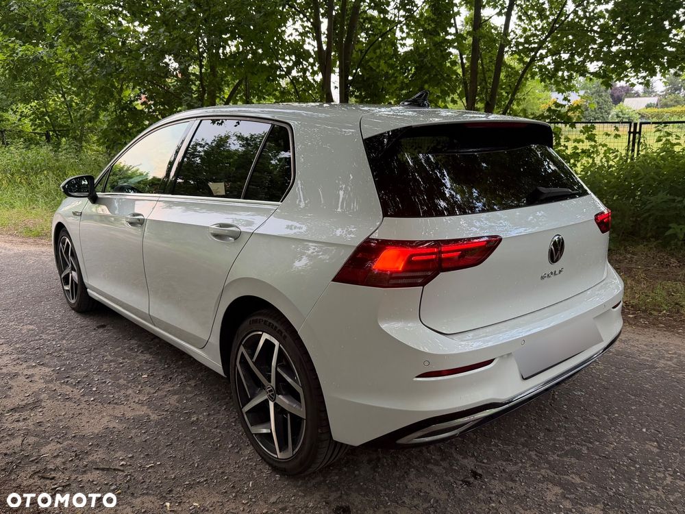 Volkswagen Golf 2.0 TDI SCR DSG Style - 9