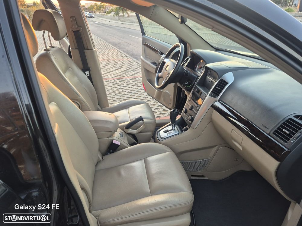 Chevrolet Captiva - 19