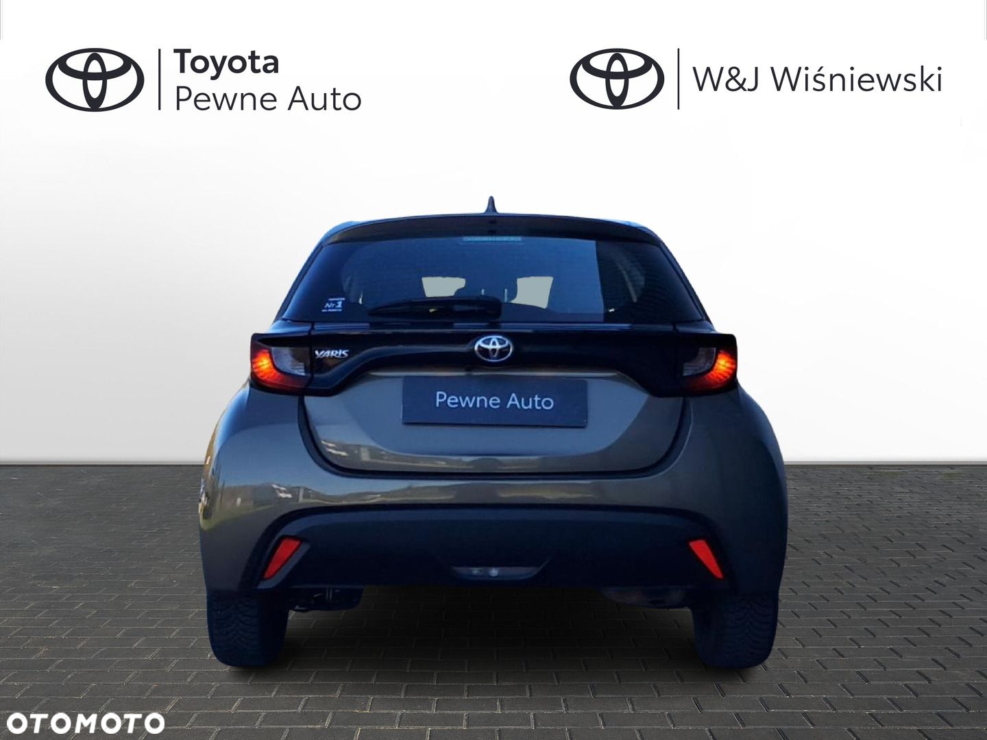 Toyota Yaris - 16