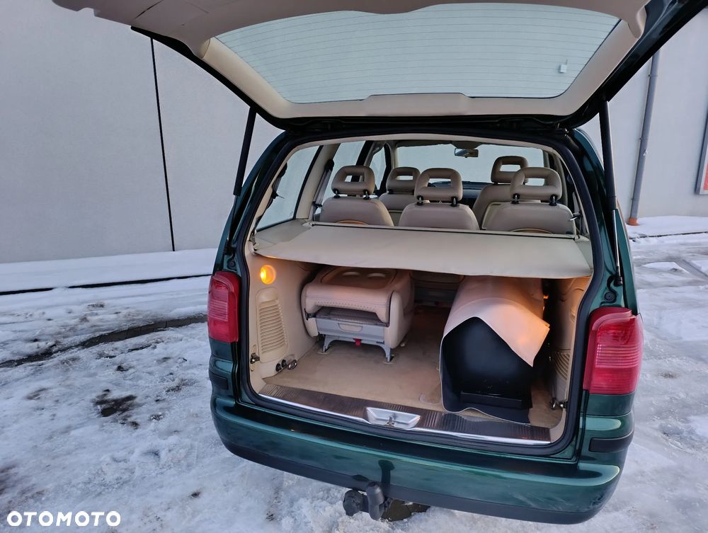 Volkswagen Sharan 1.8T Basis - 19