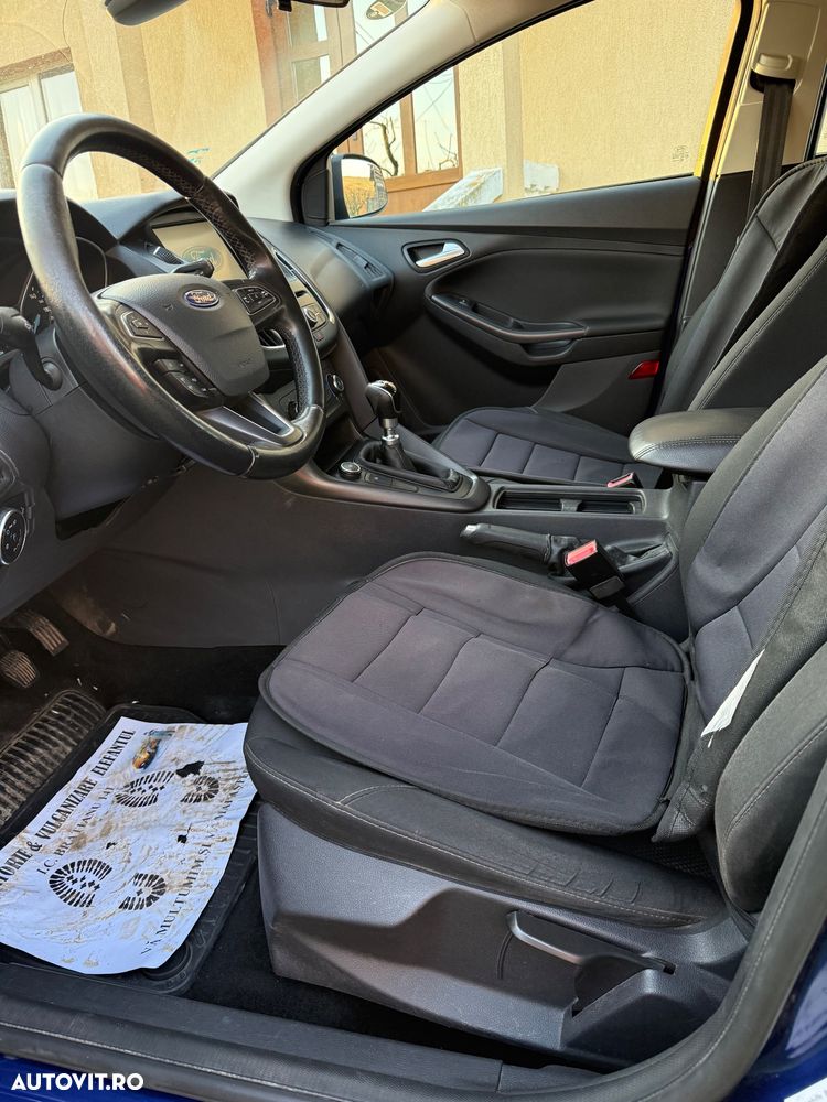 Ford Focus 1.5 TDCi DPF Start-Stopp-System Business - 6