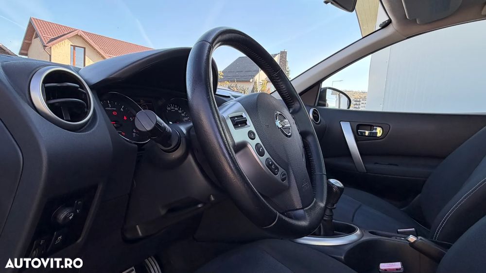 Nissan Qashqai 1.5 DCI TEKNA - 17