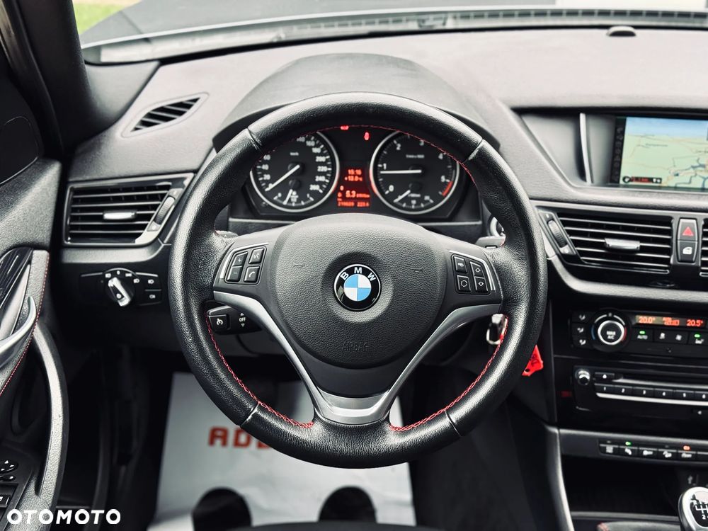 BMW X1 xDrive25d Sport Line - 24