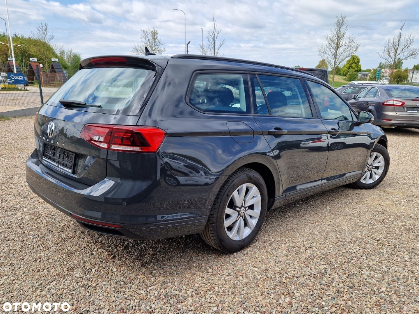 Volkswagen Passat Variant 2.0 TDI SCR DSG - 24