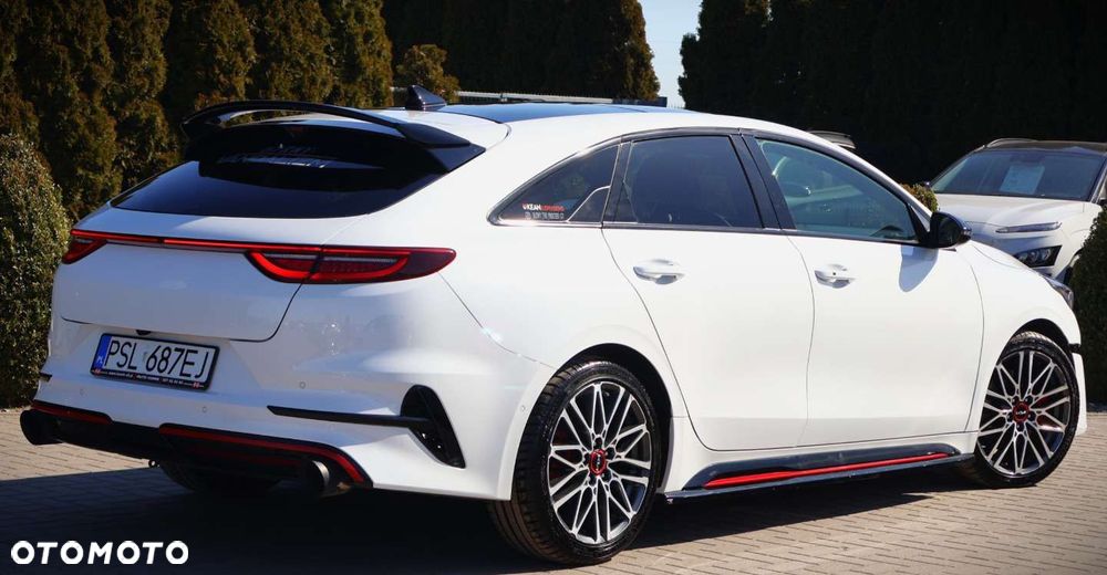 Kia ProCeed - 7