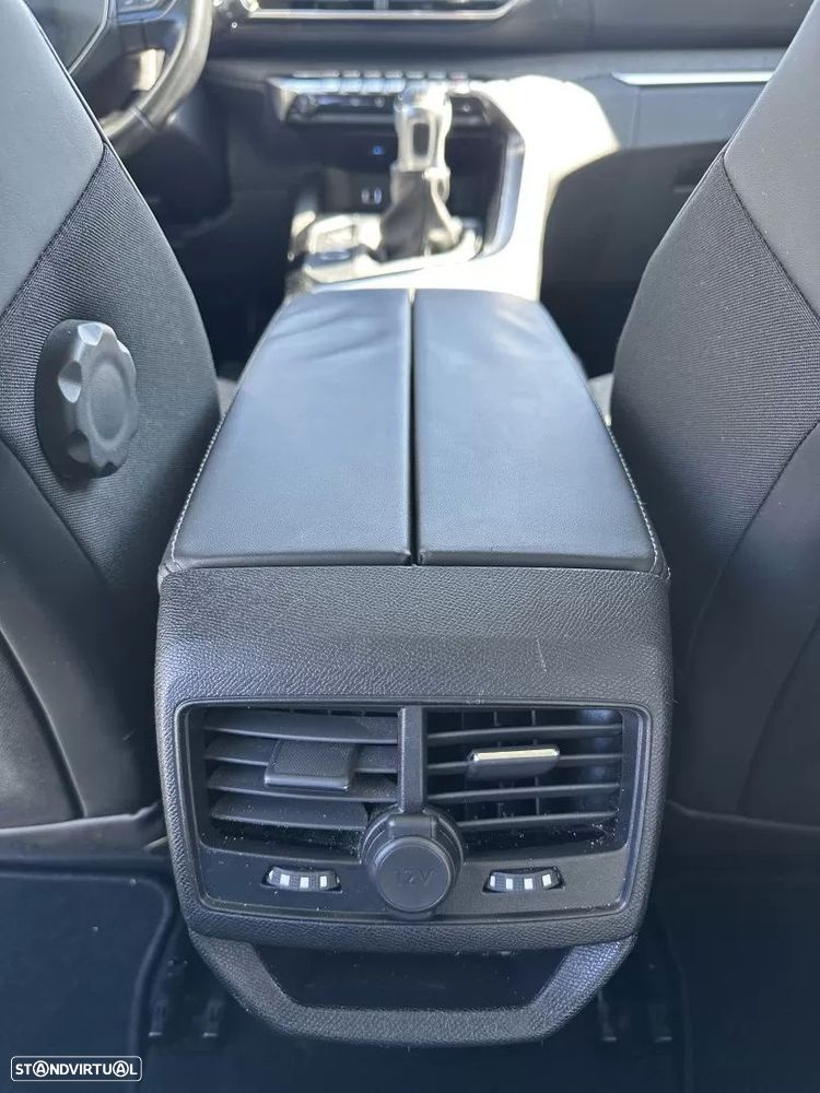 Peugeot 3008 1.2 PureTech Allure Pack - 51