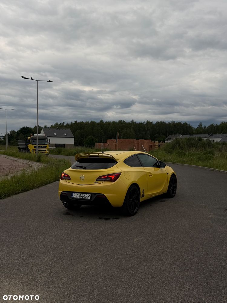 Opel Astra 1.6 Turbo Sport - 1