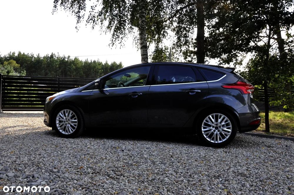Ford Focus - 19