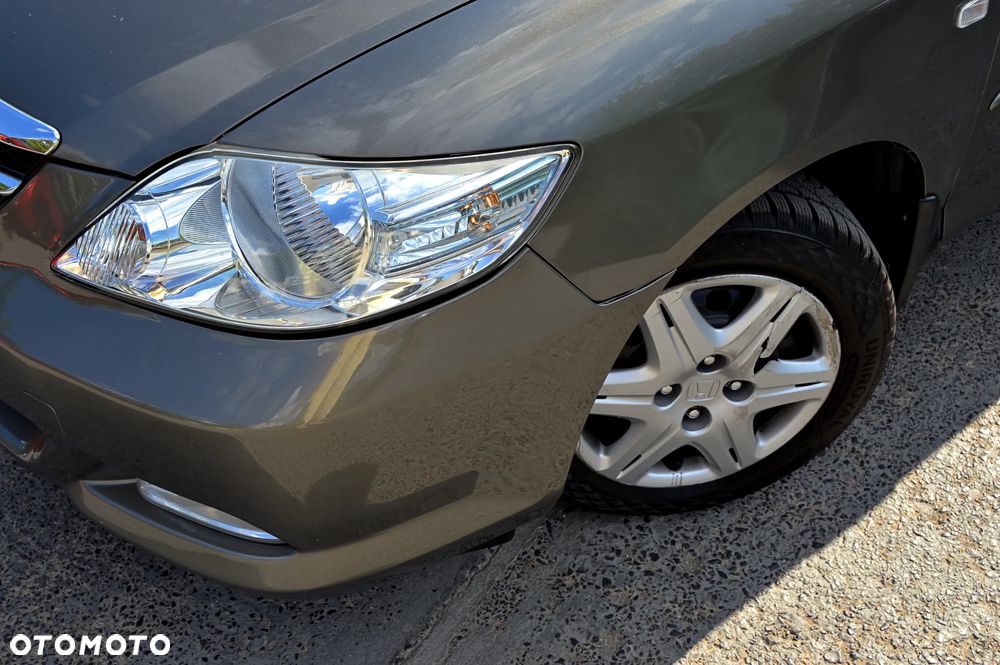 Honda City 1.4 Comfort - 29
