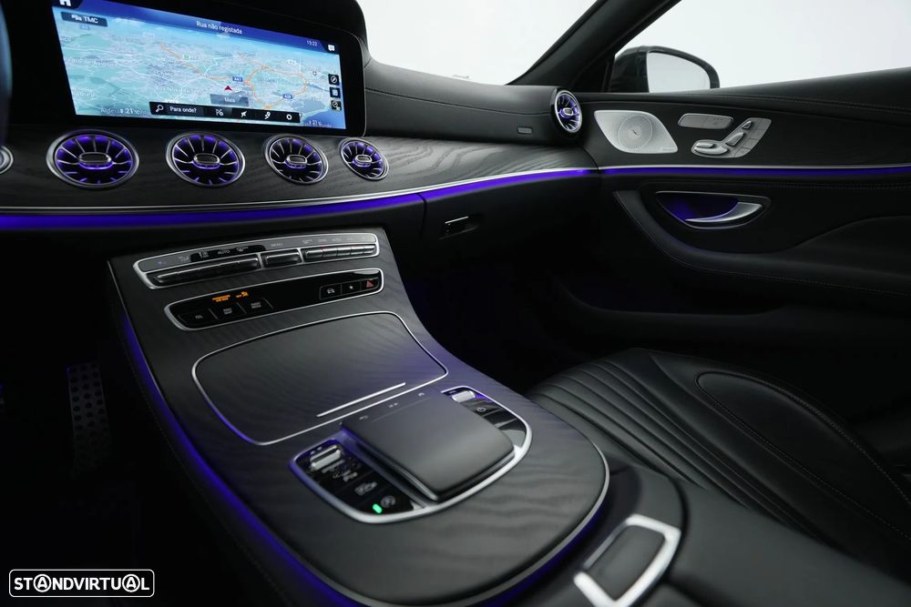Mercedes-Benz CLS 300 d 4Matic AMG Line - 32