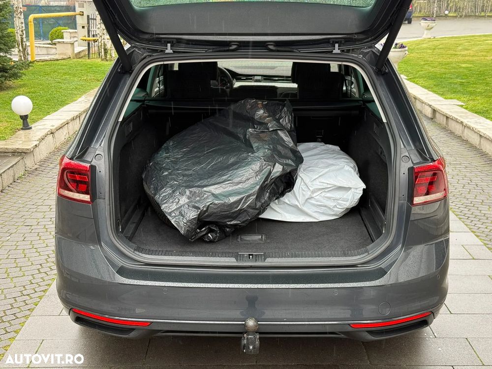Volkswagen Passat 2.0 TDI SCR DSG Business - 24