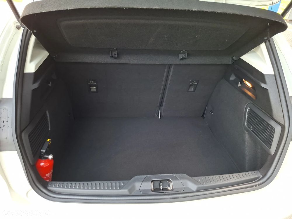 Ford Focus 1.0 EcoBoost Titanium - 30