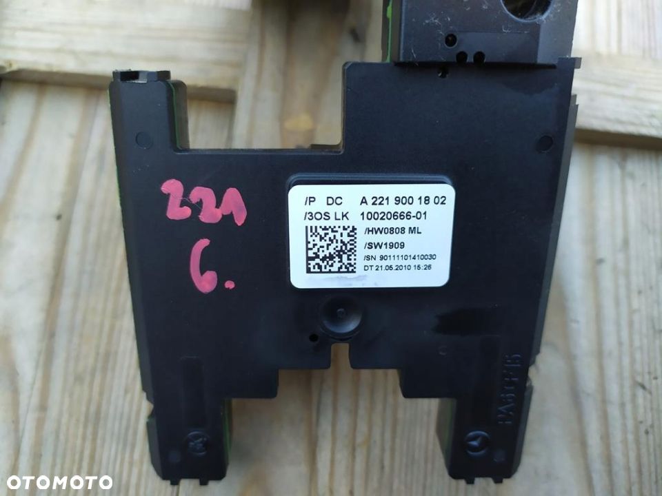 MERCEDES W221 LIFT CZUJNIK KĄTA SKRĘTU A2219001802 - 2