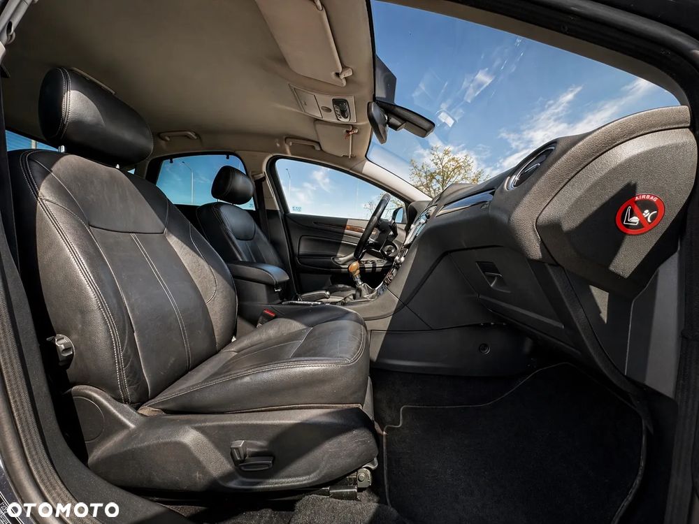 Ford Mondeo 1.8 TDCi Ghia - 10