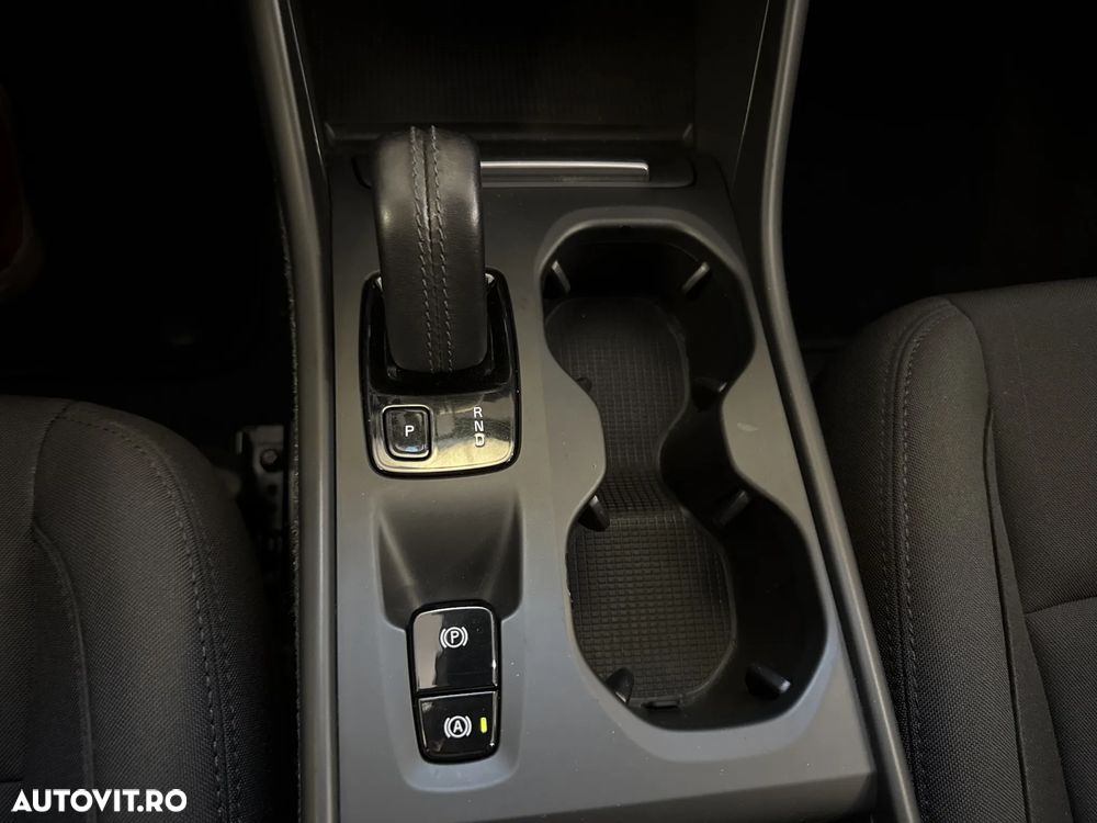 Volvo XC 40 - 18