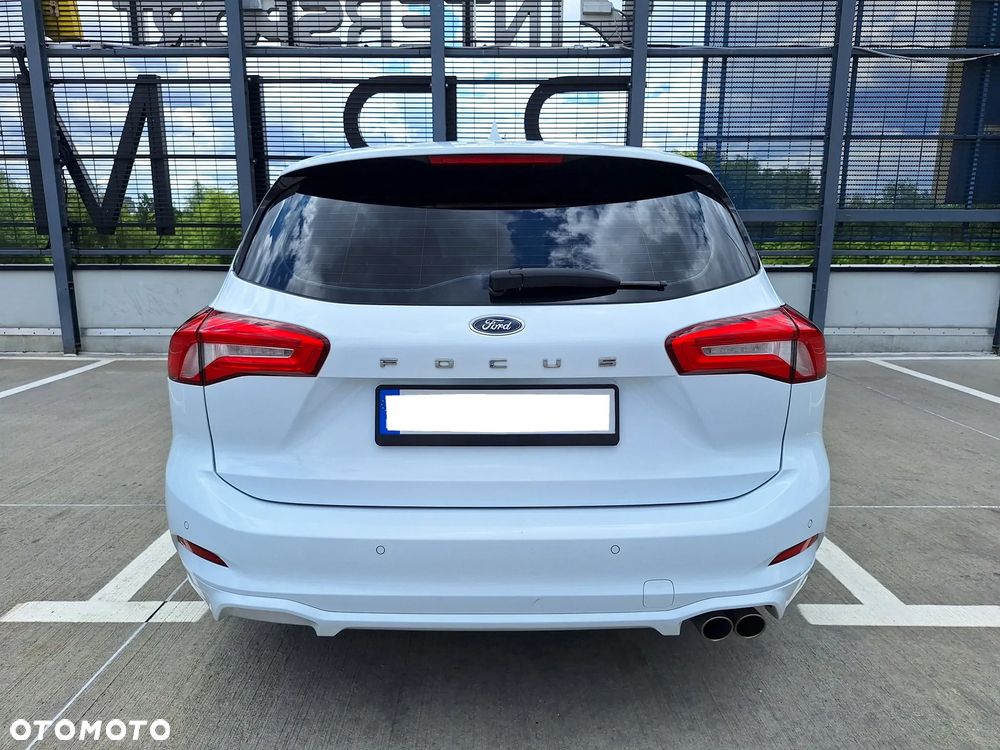 Ford Focus 1.5 EcoBoost ST-Line - 10