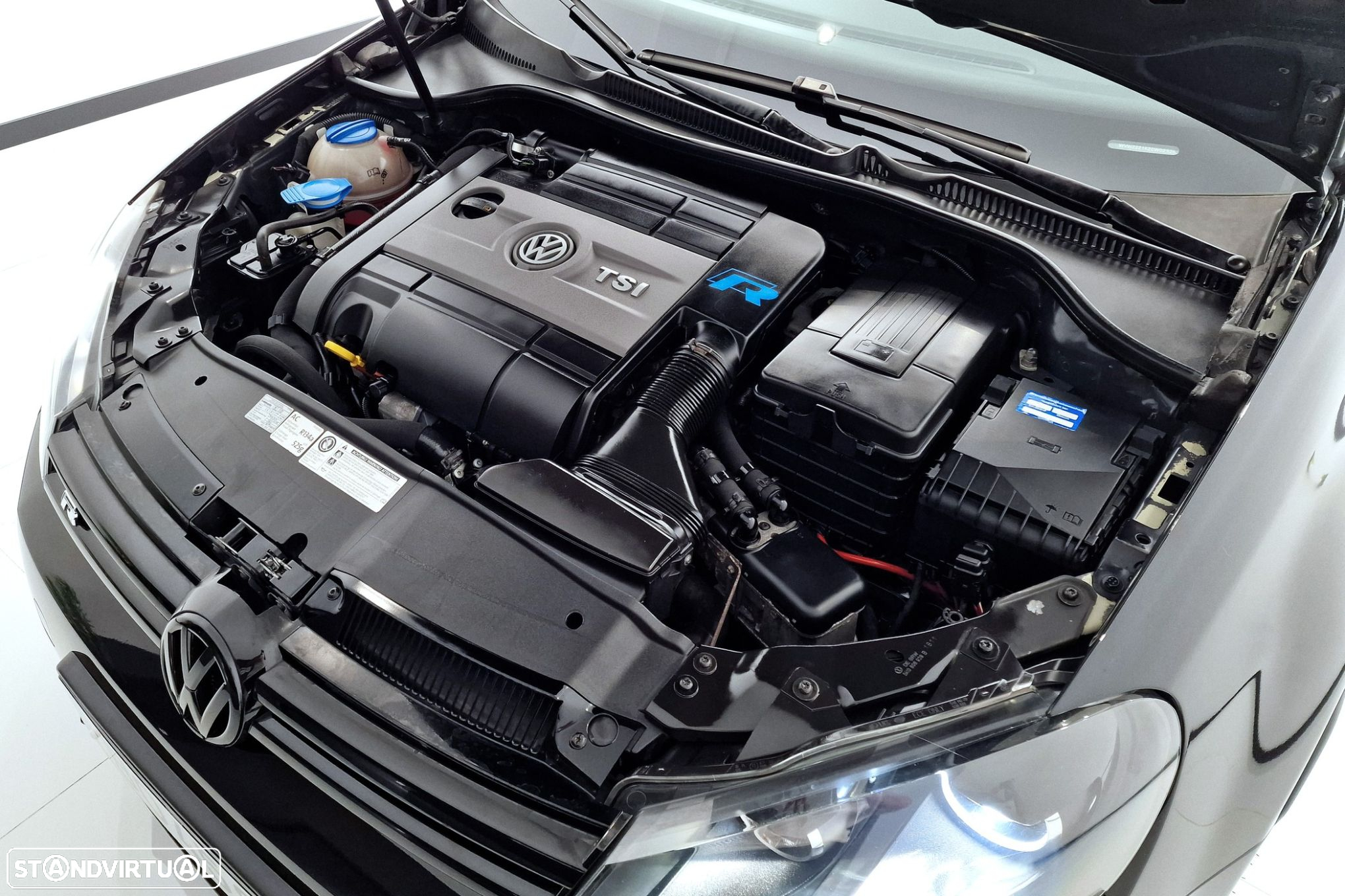 VW Golf 2.0 TSi R20 DSG - 36