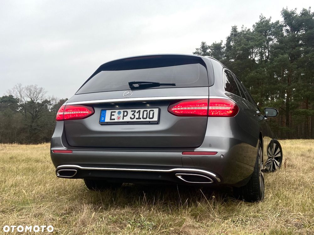 Mercedes-Benz Klasa E 220 d 9G-TRONIC AMG Line - 13