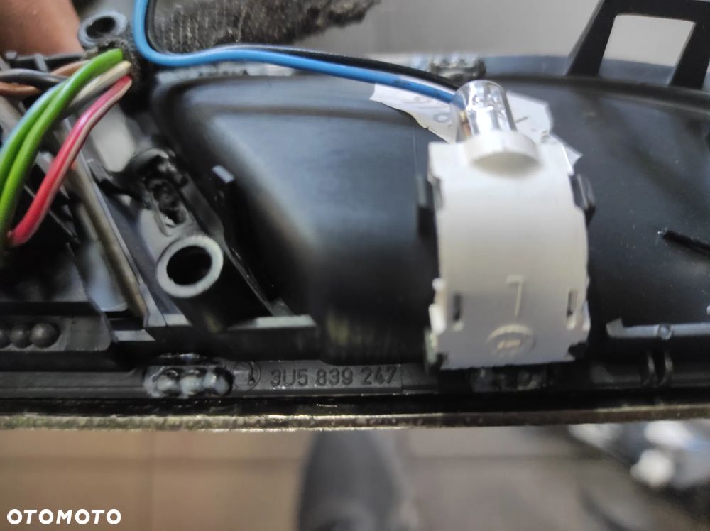 KLAMKA TYLNA PRAWA LEWA SKODA SUPERB 1 3U5839248 3U5839247 WYSYŁKA !!!!! - 4