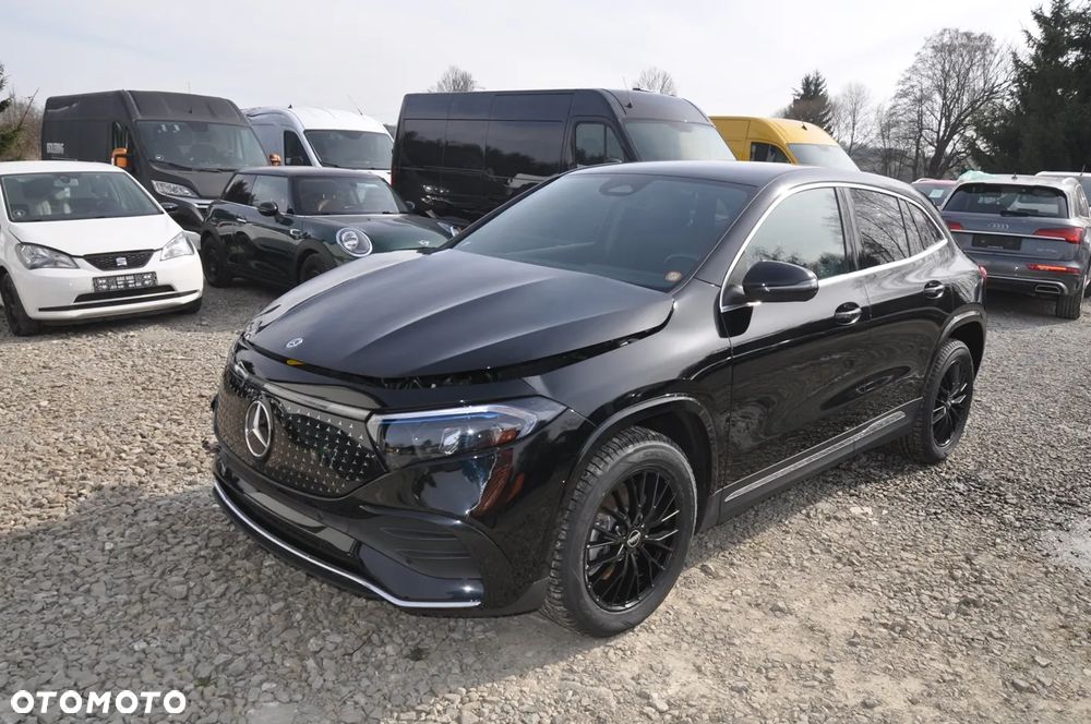Mercedes-Benz EQA 250+ AMG Line - 1
