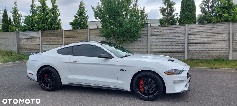 Ford Mustang - 8