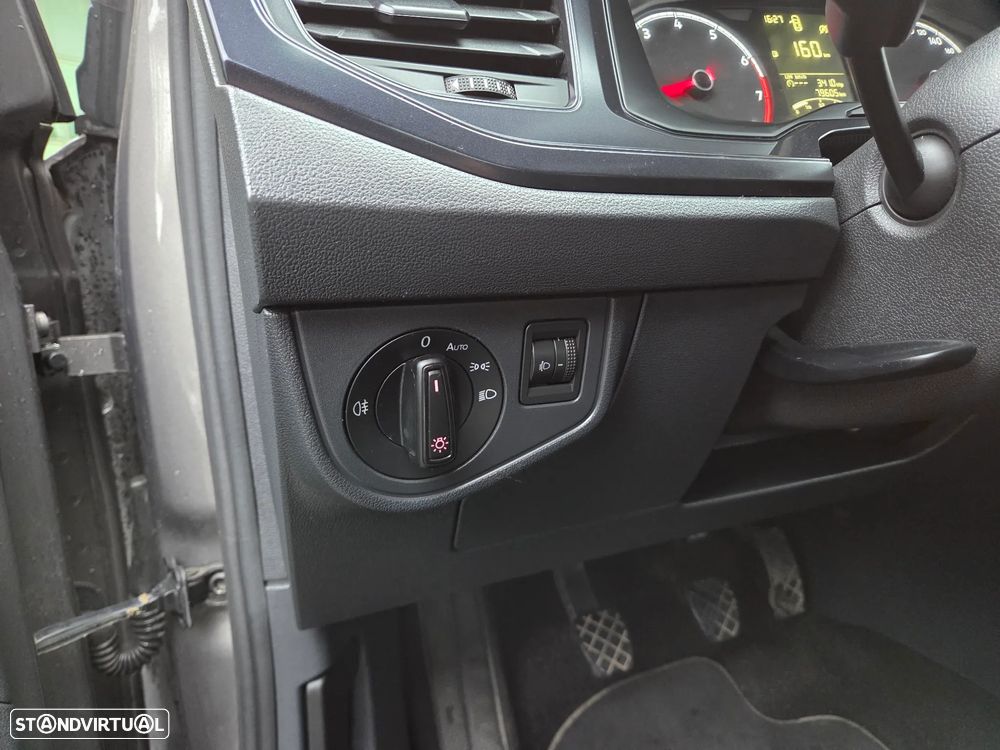 VW Polo 1.0 Trendline - 18