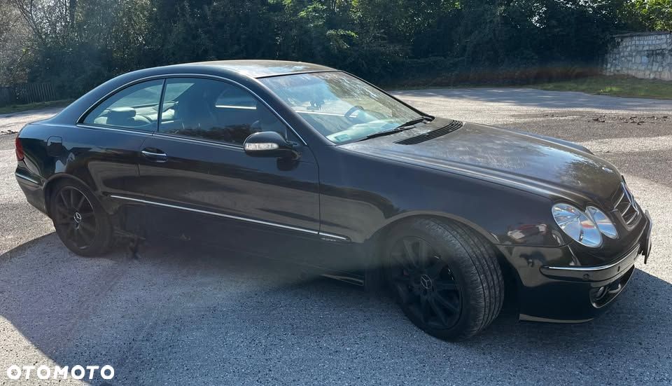 Mercedes-Benz CLK 220 CDI Avantgarde - 2